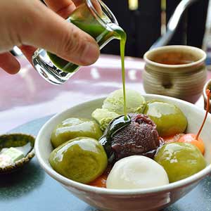 【2〜3時間待ち!?】もっちもちの大きな白玉が大好き!《鎌倉・茶房 雲母(きらら)》